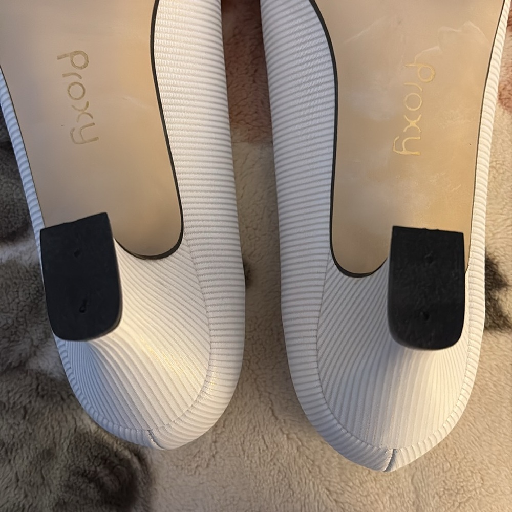 Proxy Shoes - Picture 4 of 8